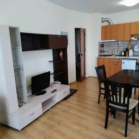 Amadeus 5 Apartament *