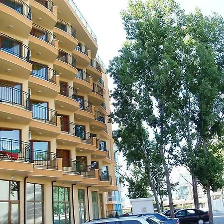 Amadeus 5 Apartment *